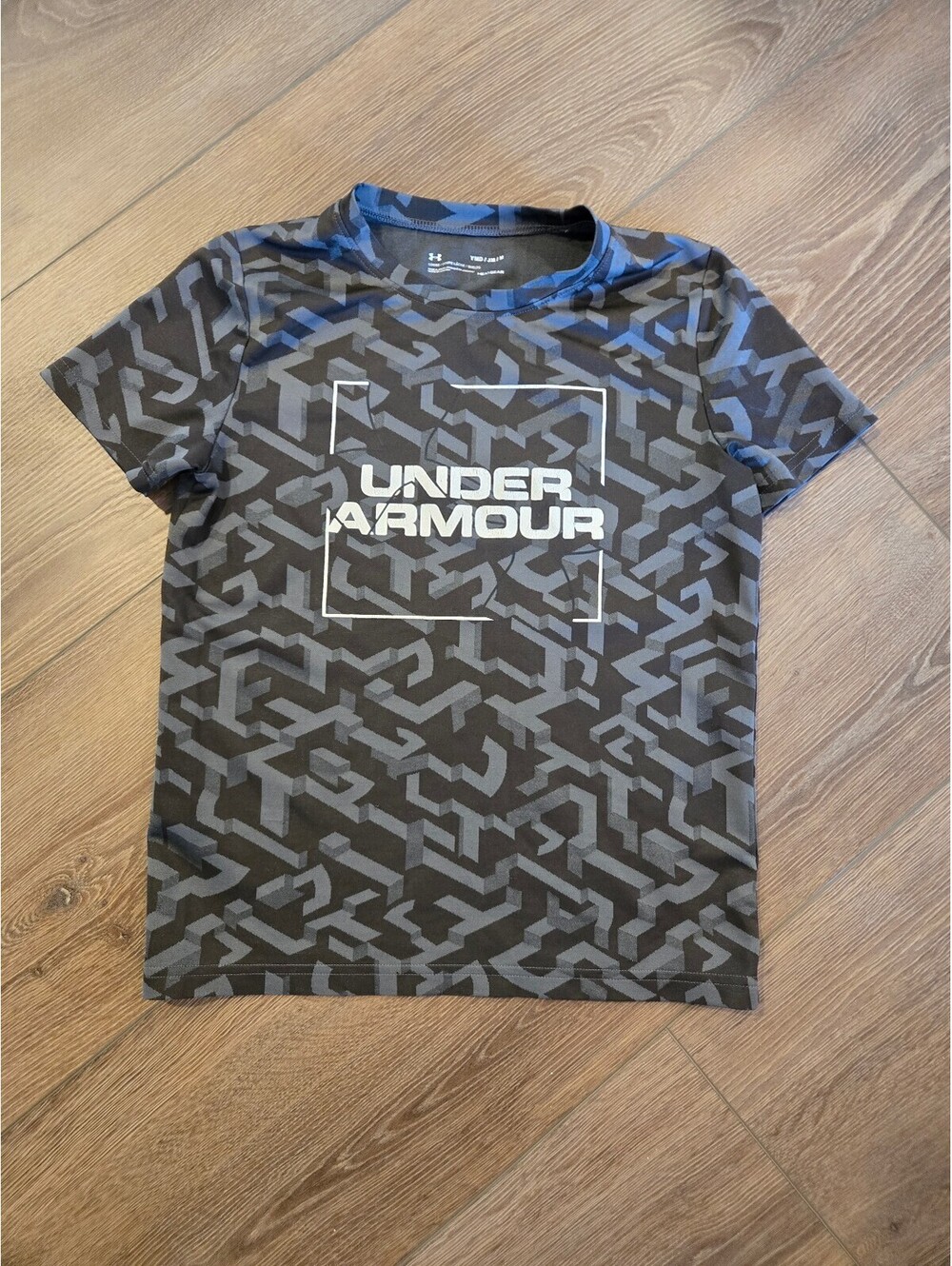 Boys UA T -shirt